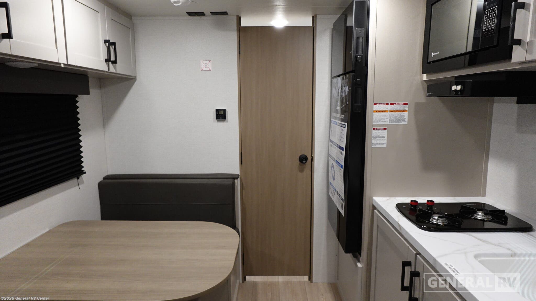 2026 Jayco Jay Flight SLX 175FQ - New Travel Trailer For Sale by General RV Center in Mount Clemens, Michigan