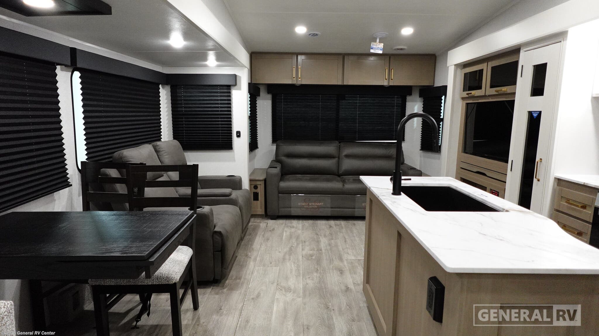 2027 Jayco Eagle SLE 30RLT - New Fifth Wheel For Sale by General RV Center in Mount Clemens, Michigan