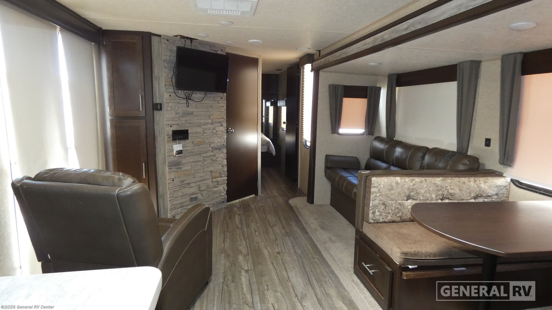 2018 Forest River Cherokee 274VFK - Used Destination Trailer For Sale by General RV Center in Mount Clemens, Michigan
