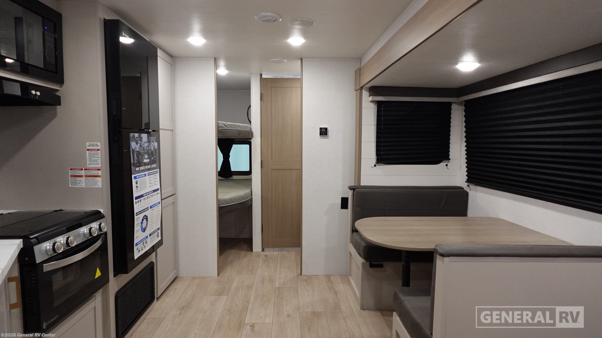 2027 Jayco Jay Flight SLX 261BHS - New Travel Trailer For Sale by General RV Center in Mount Clemens, Michigan