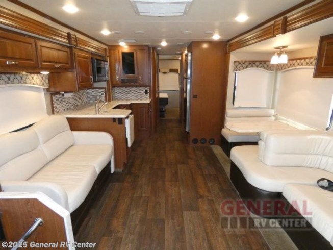 2016 Dynamax Corp Force 37TS HD - Used Super C For Sale by General RV Center in Elizabethtown, Pennsylvania