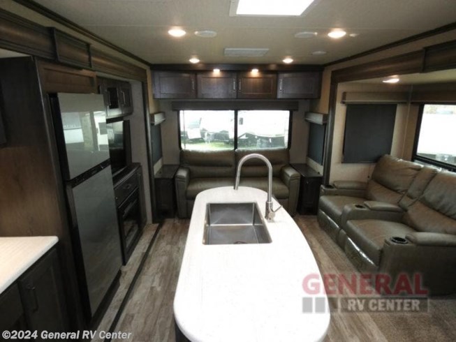 2022 Reflection 297RSTS by Grand Design from General RV Center in Elizabethtown, Pennsylvania