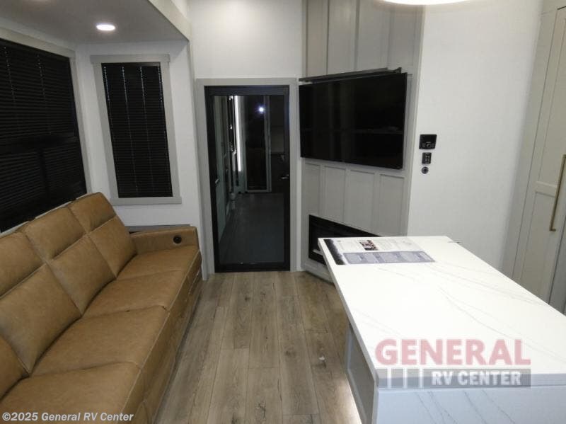 2024 Brinkley RV Model G 4000 RV for Sale in Elizabethtown, PA 17022