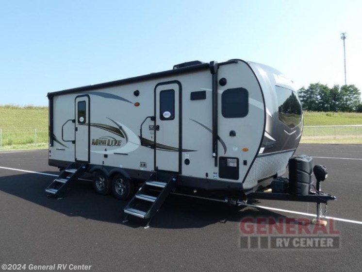 Used 2021 Forest River Rockwood Mini Lite 2516S available in Elizabethtown, Pennsylvania