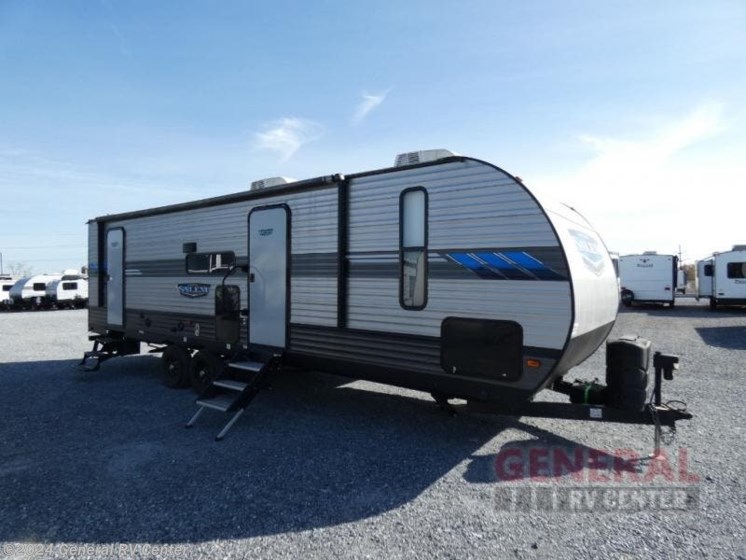 Used 2020 Forest River Salem 26DBUD available in Elizabethtown, Pennsylvania