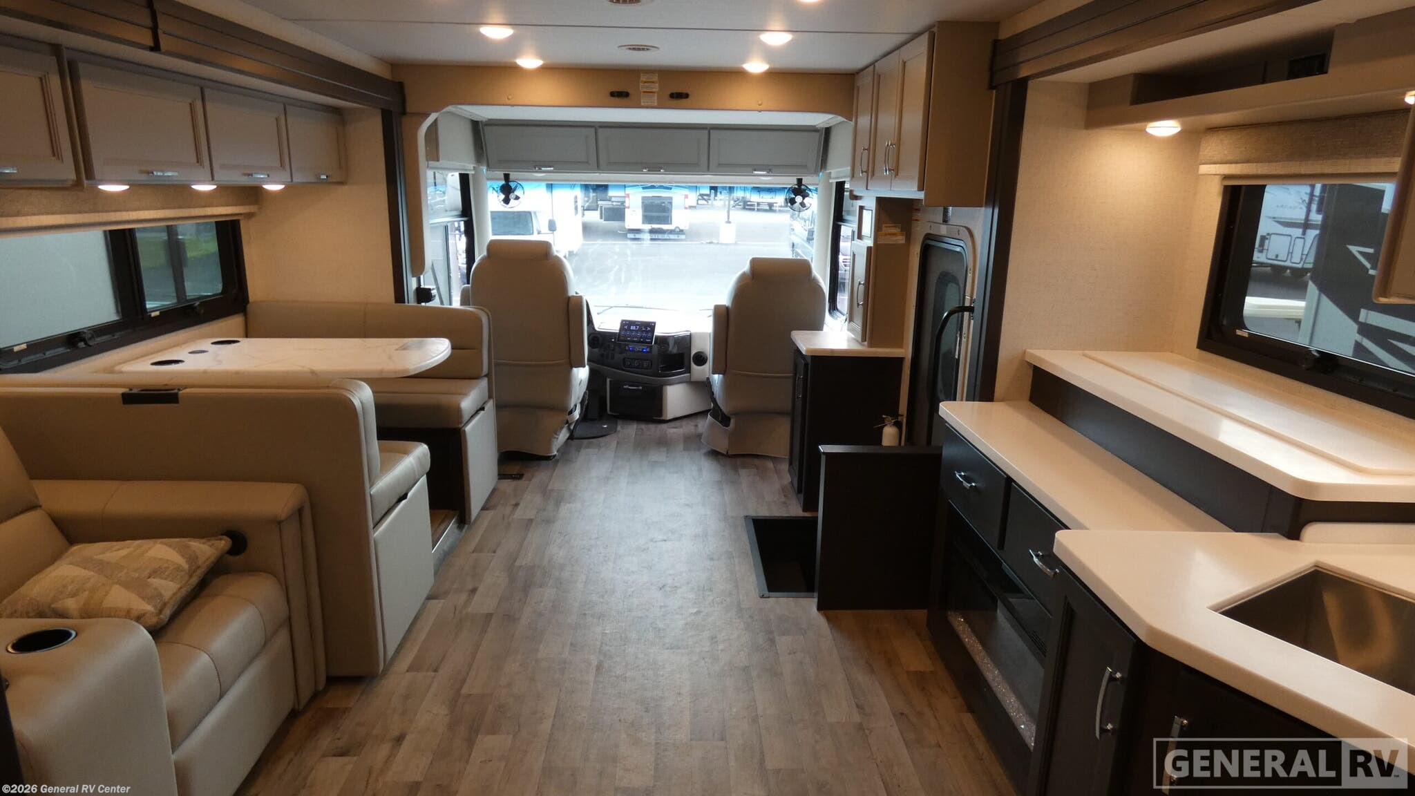 New 2026 Thor Motor Coach Palazzo GT 37.5 available in Elizabethtown, Pennsylvania