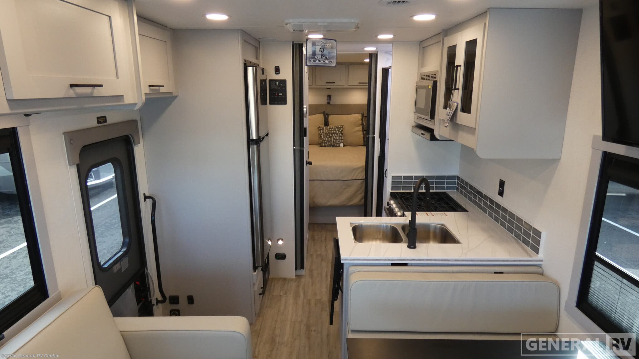 2026 Coachmen Pursuit 27XPS - New Class A For Sale by General RV Center in Elizabethtown, Pennsylvania