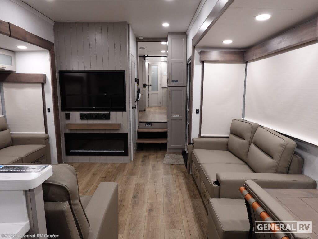 New 2026 Alliance RV Paradigm 382RK available in Elizabethtown, Pennsylvania
