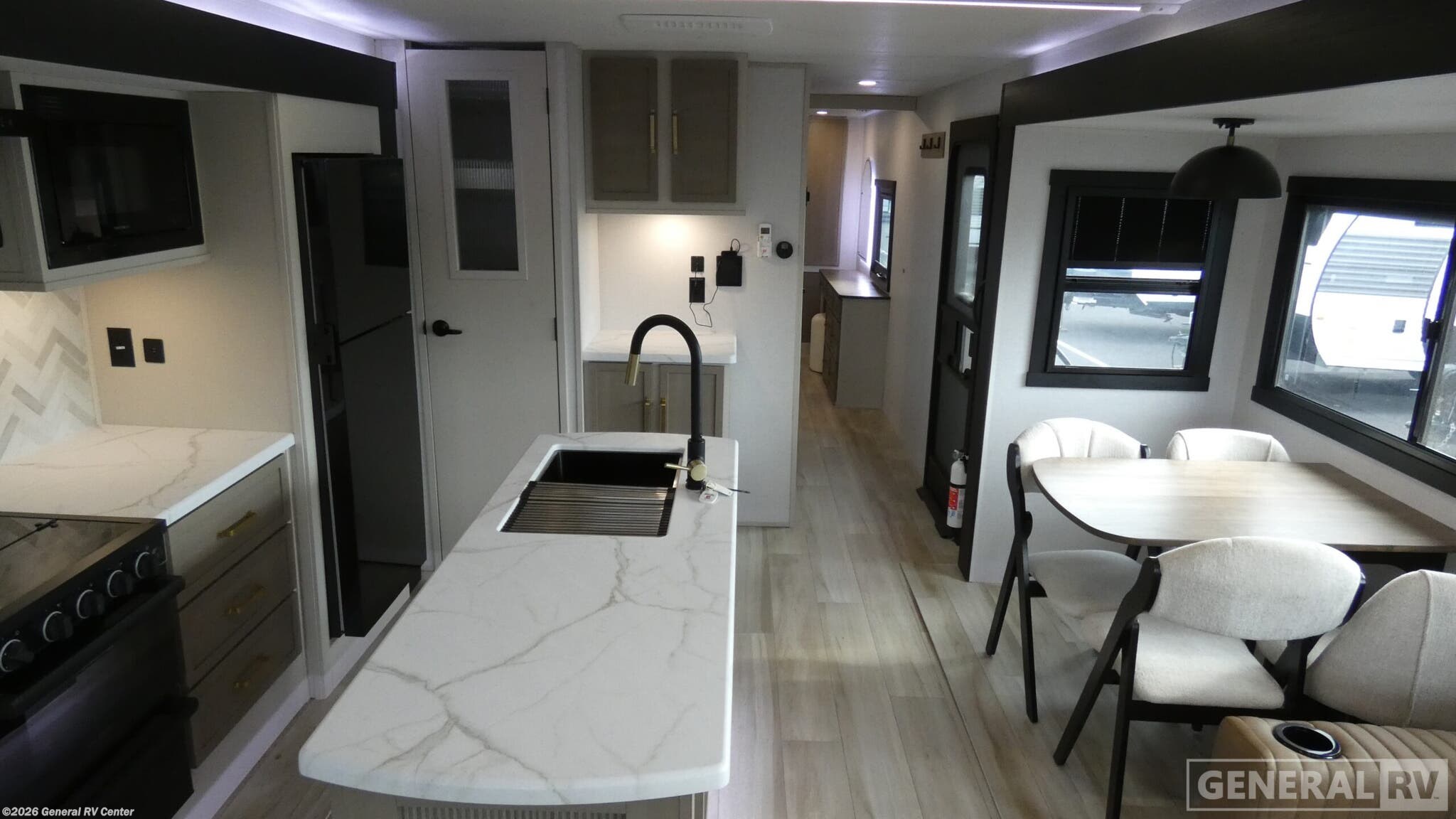 New 2026 Forest River SALEM-HEM 308RL available in Elizabethtown, Pennsylvania