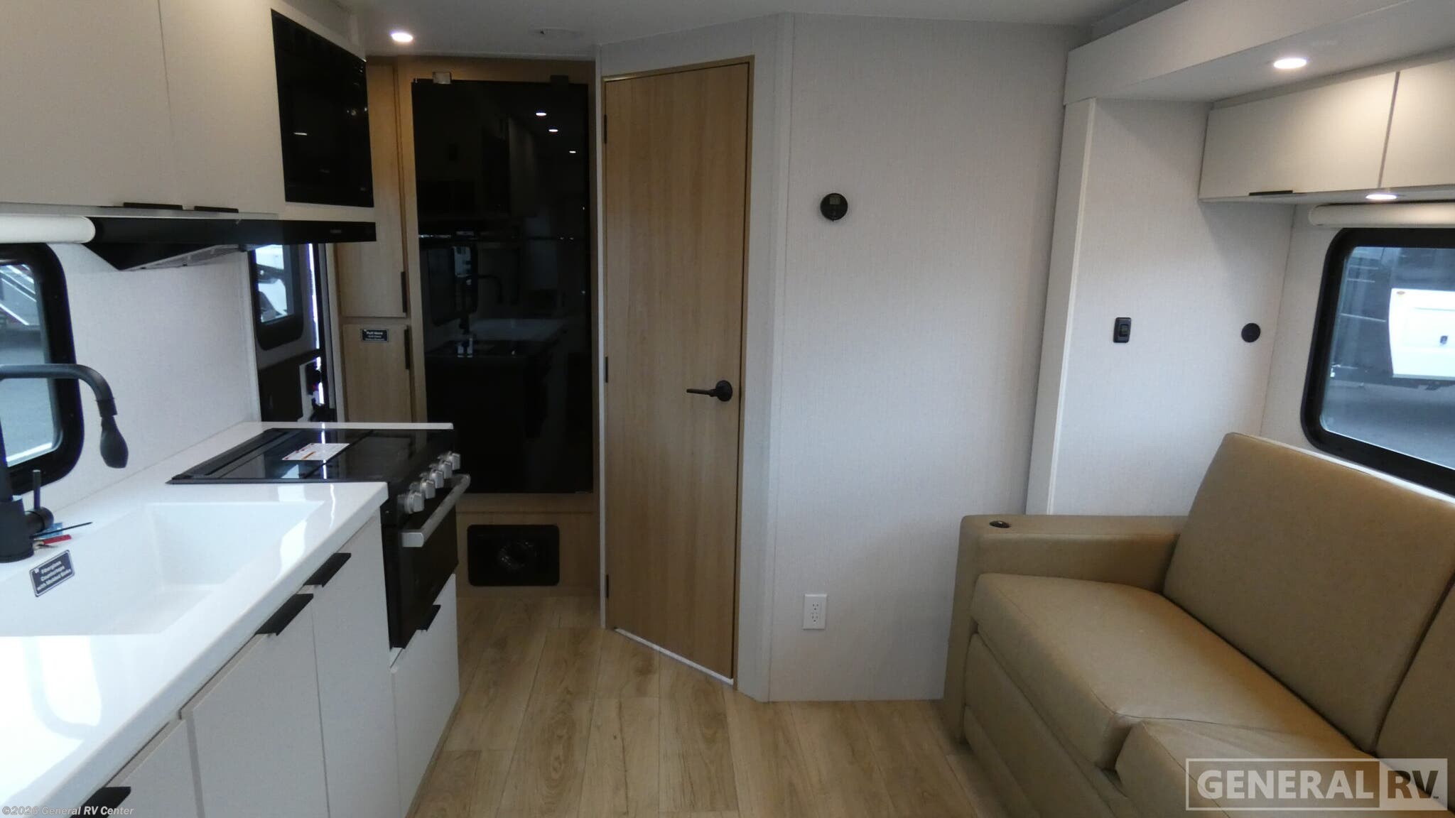 2026 Winnebago Thrive 18FBS - New Travel Trailer For Sale by General RV Center in Elizabethtown, Pennsylvania