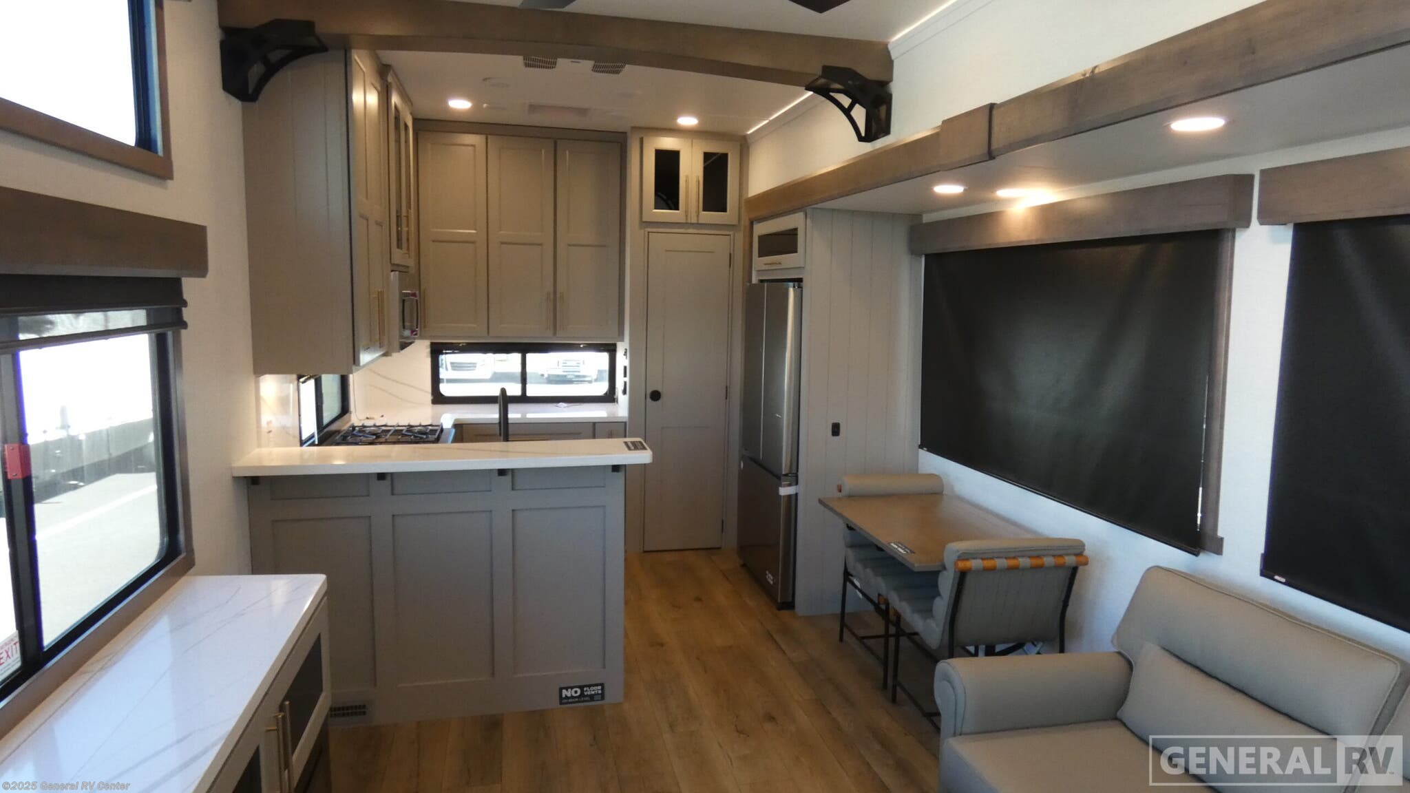 2026 Alliance RV Benchmark 44RKL - New Destination Trailer For Sale by General RV Center in Elizabethtown, Pennsylvania