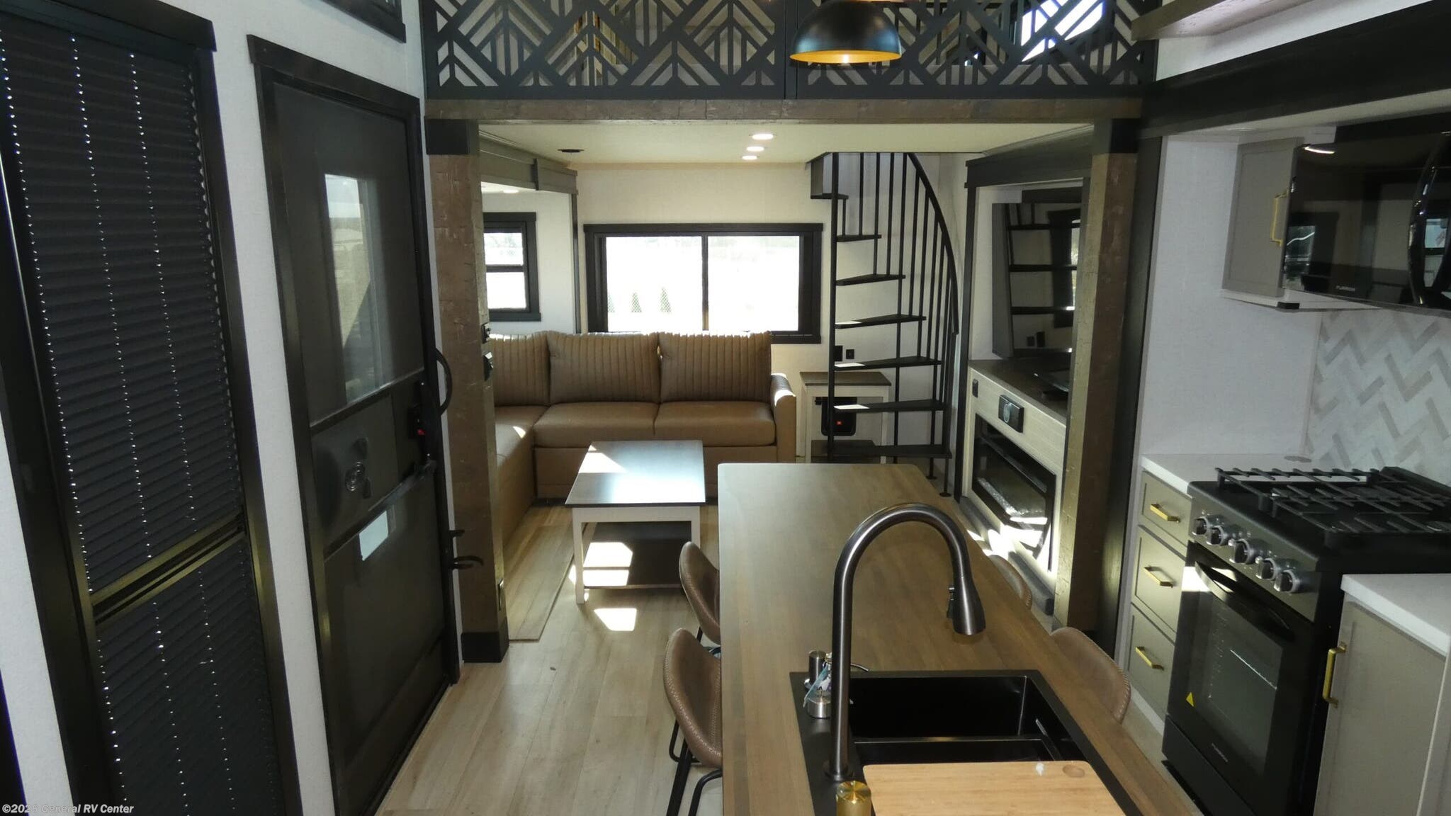 2026 Forest River SALEM-HEM ROOST43 - New Travel Trailer For Sale by General RV Center in Elizabethtown, Pennsylvania