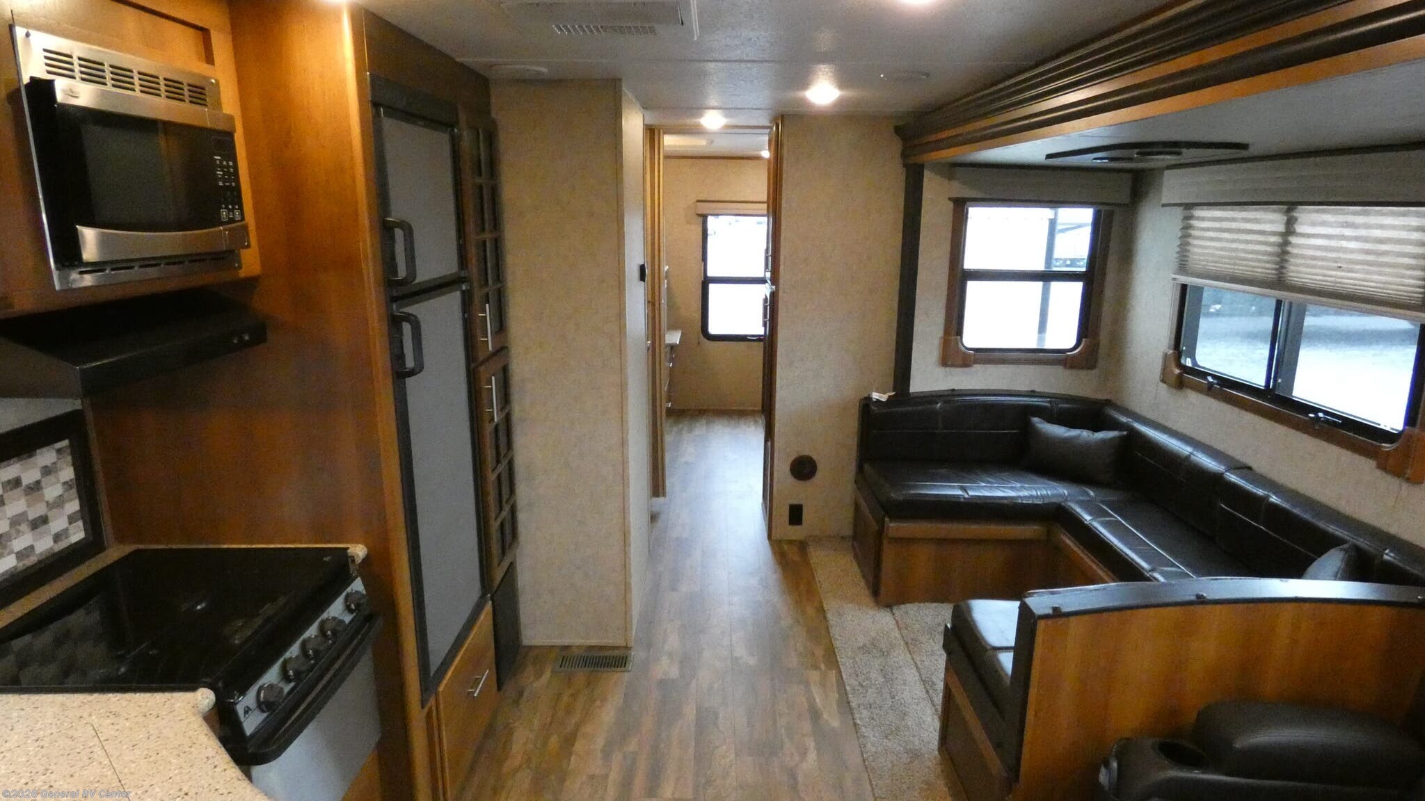 2017 Prime Time LaCrosse LUXURY 339 BHD - Used Travel Trailer For Sale by General RV Center in Elizabethtown, Pennsylvania
