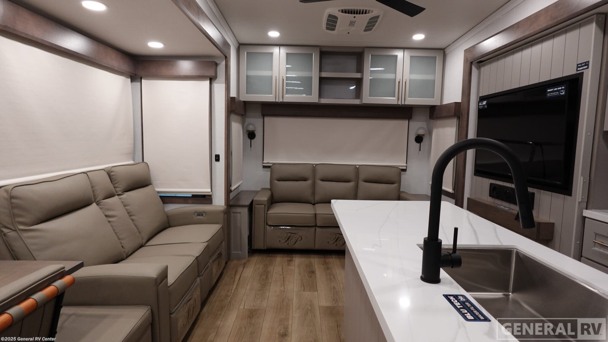 2026 Alliance RV Paradigm 310RL - New Fifth Wheel For Sale by General RV Center in Elizabethtown, Pennsylvania