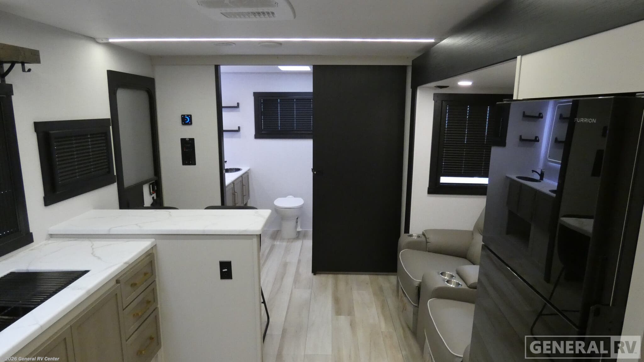 2026 Forest River Salem Hemisphere Hyper-Lyte 24RBHL - New Travel Trailer For Sale by General RV Center in Elizabethtown, Pennsylvania