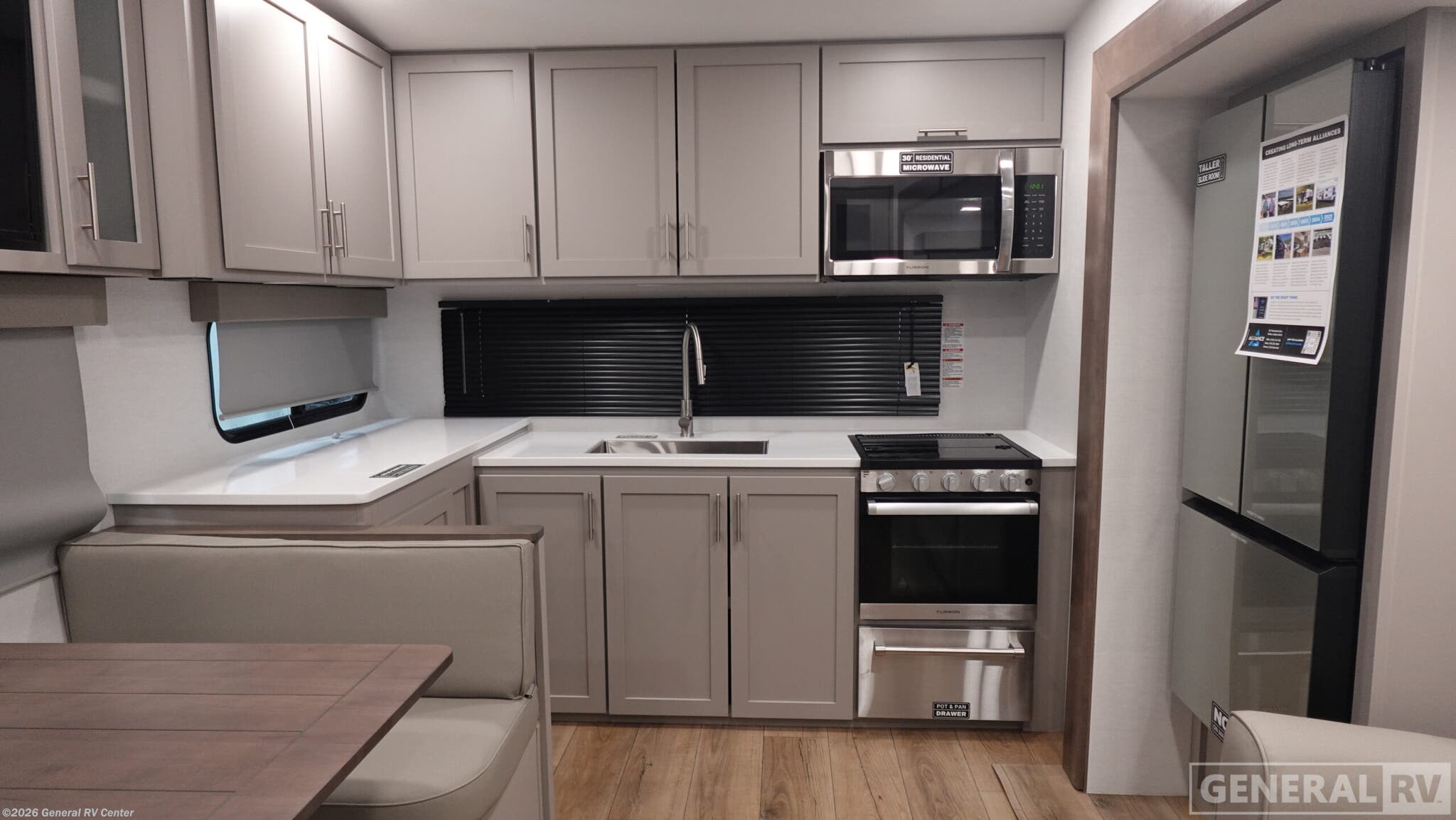 New 2026 Alliance RV Avenue 23ML available in Elizabethtown, Pennsylvania