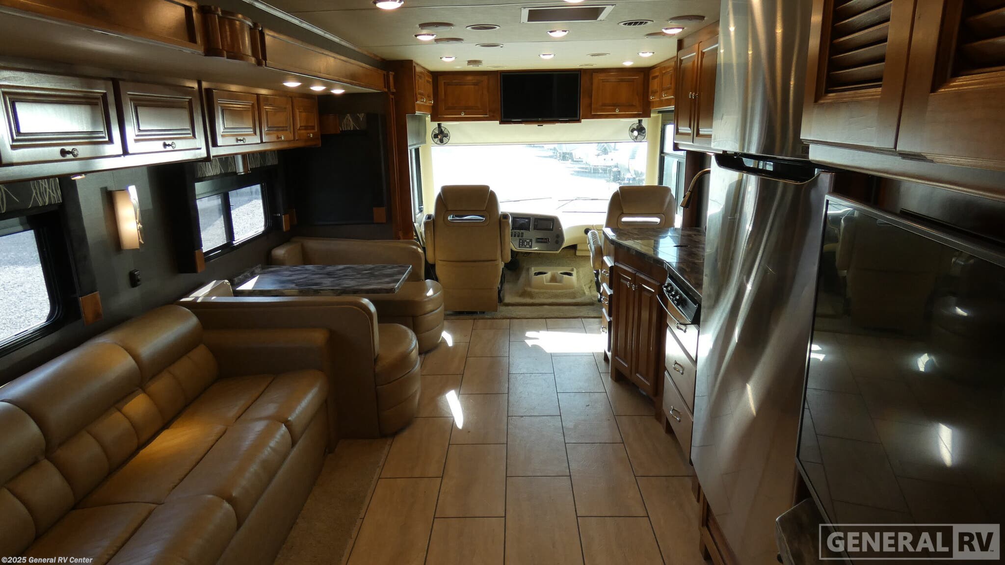 Used 2016 Tiffin OPEN ROAD 36LA 2S available in Elizabethtown, Pennsylvania