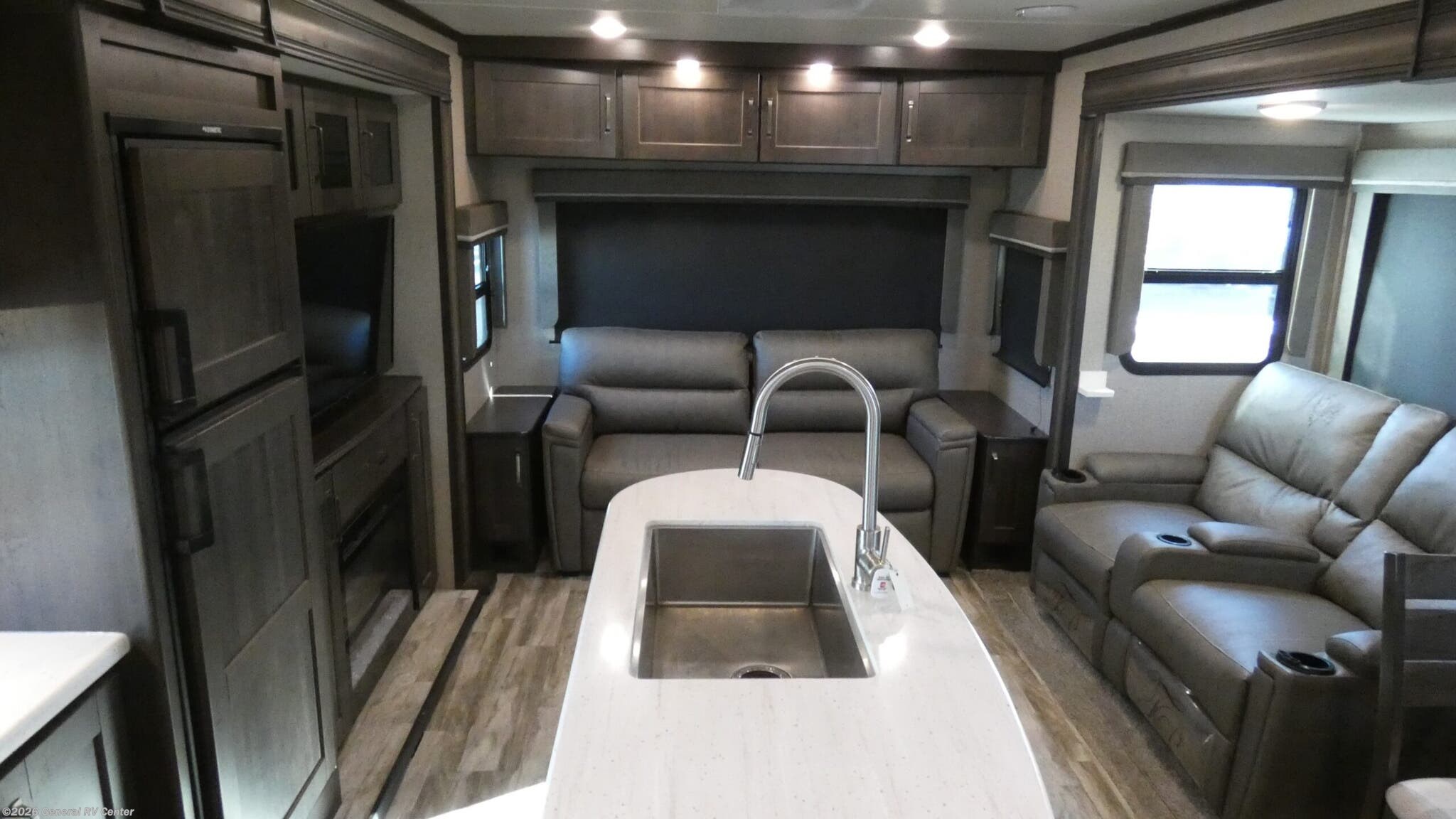2021 Grand Design Reflection 297RSTS - Used Travel Trailer For Sale by General RV Center in Elizabethtown, Pennsylvania