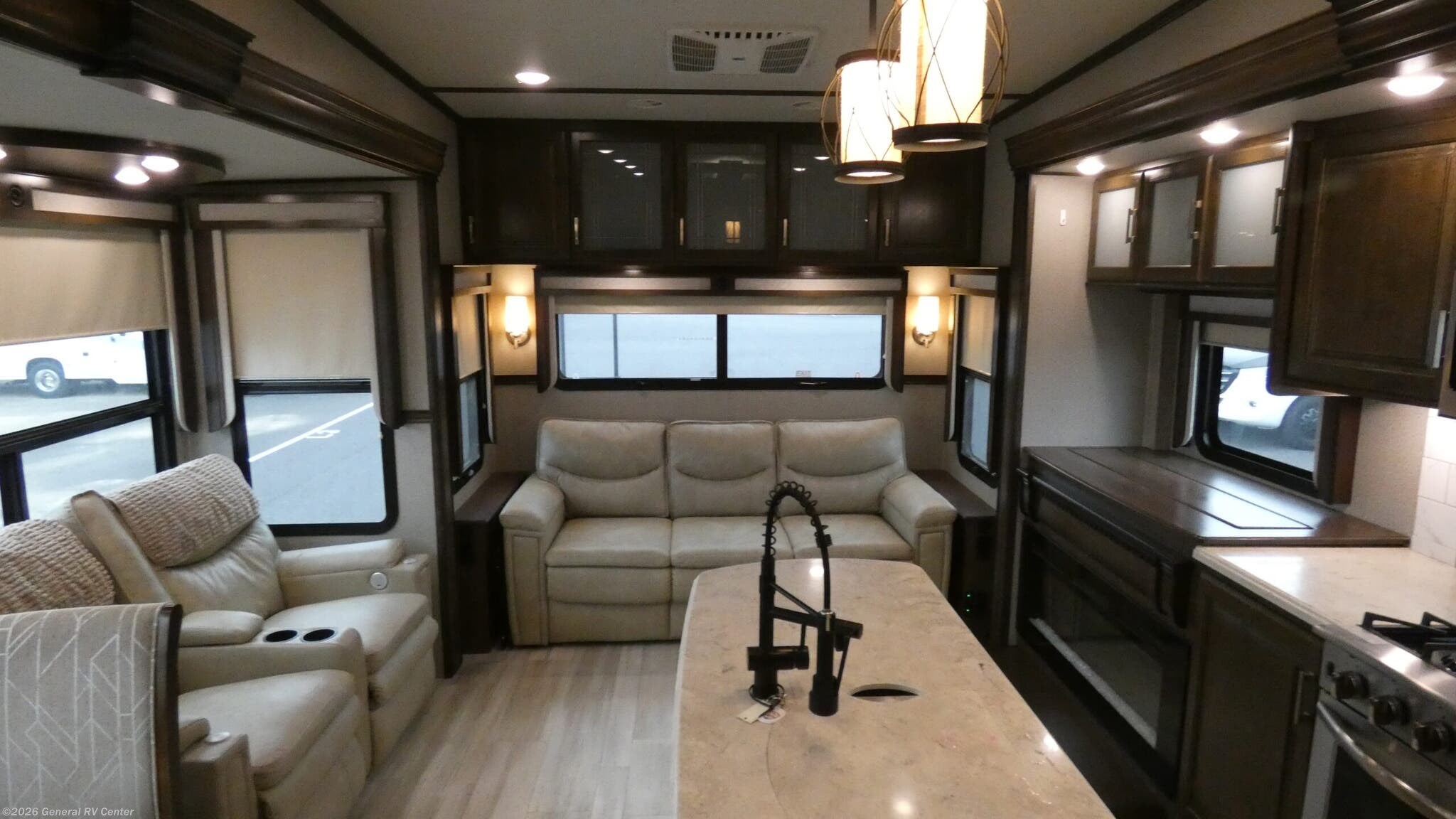 2021 Grand Design Solitude 310GK - Used Fifth Wheel For Sale by General RV Center in Elizabethtown, Pennsylvania