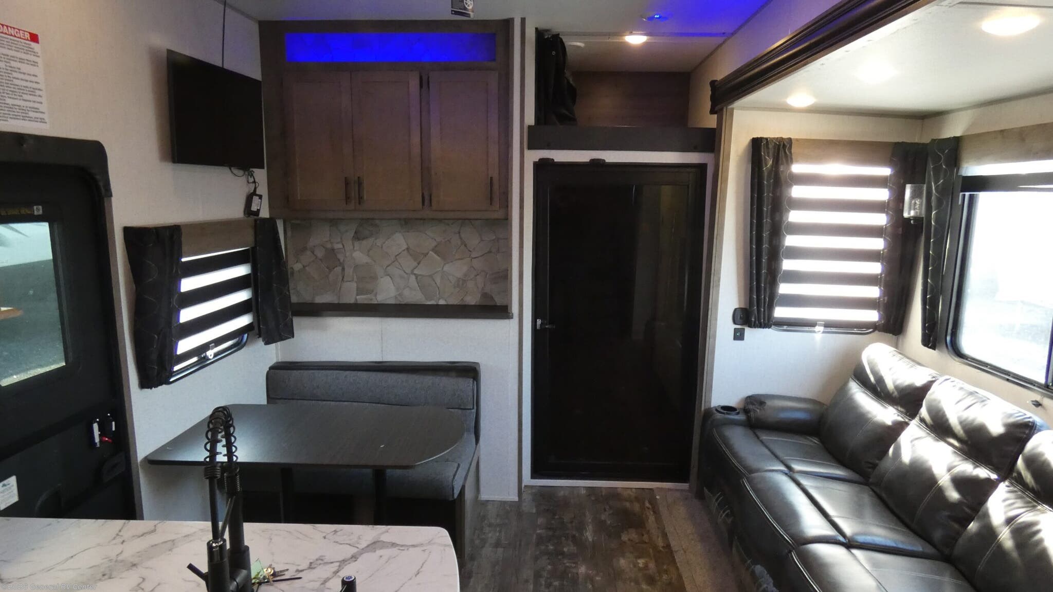 2021 Forest River Cherokee Wolf Pack 335PACK13 - Used Fifth Wheel For Sale by General RV Center in Elizabethtown, Pennsylvania