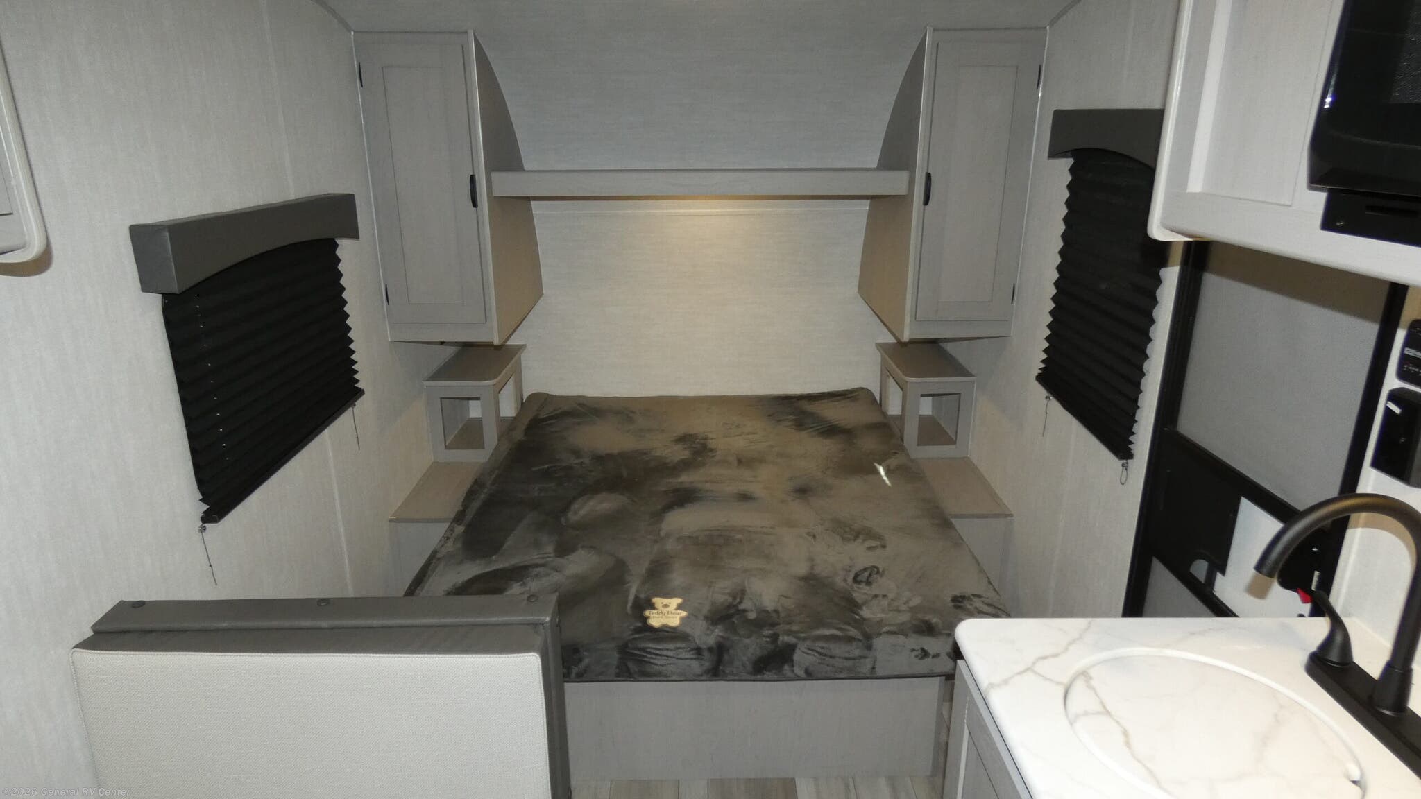 Used 2025 Coachmen Clipper 3K SERIES 17FQ available in Elizabethtown, Pennsylvania