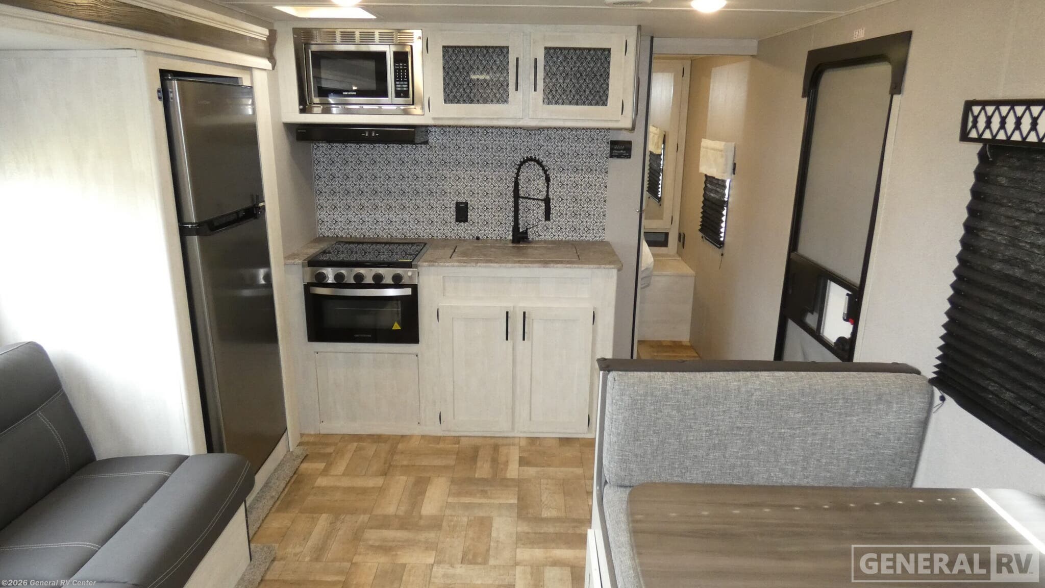 Used 2022 Shasta Shasta 25RS available in Elizabethtown, Pennsylvania