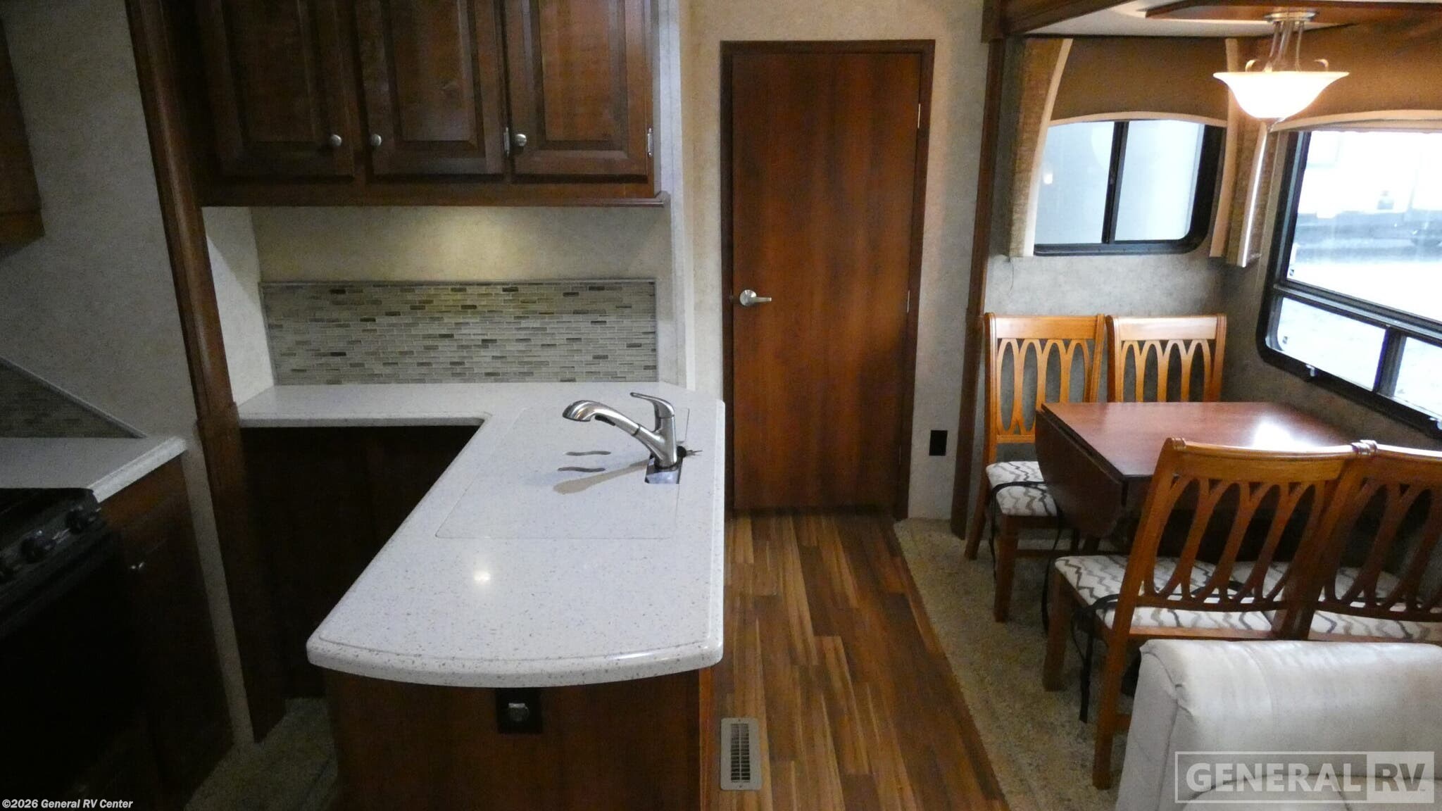 2015 Forest River Blue Ridge 3715BH - Used Fifth Wheel For Sale by General RV Center in Elizabethtown, Pennsylvania