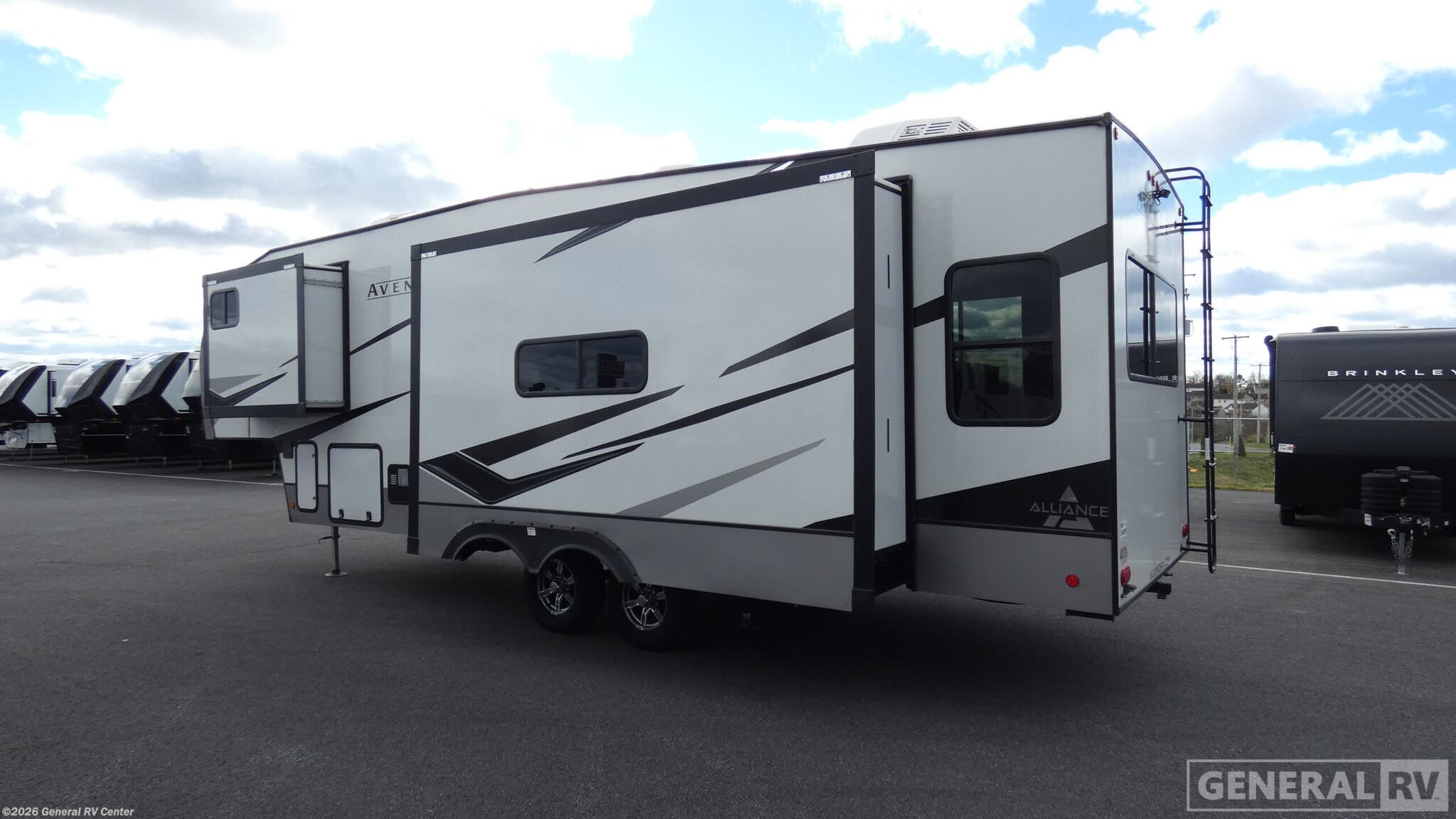 2023 Avenue 30RLS by Alliance RV from General RV Center in Elizabethtown, Pennsylvania