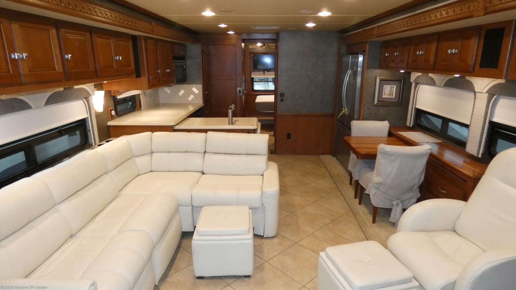 2015 Winnebago Adventurer 38Q - Used Class A For Sale by General RV Center in Elizabethtown, Pennsylvania