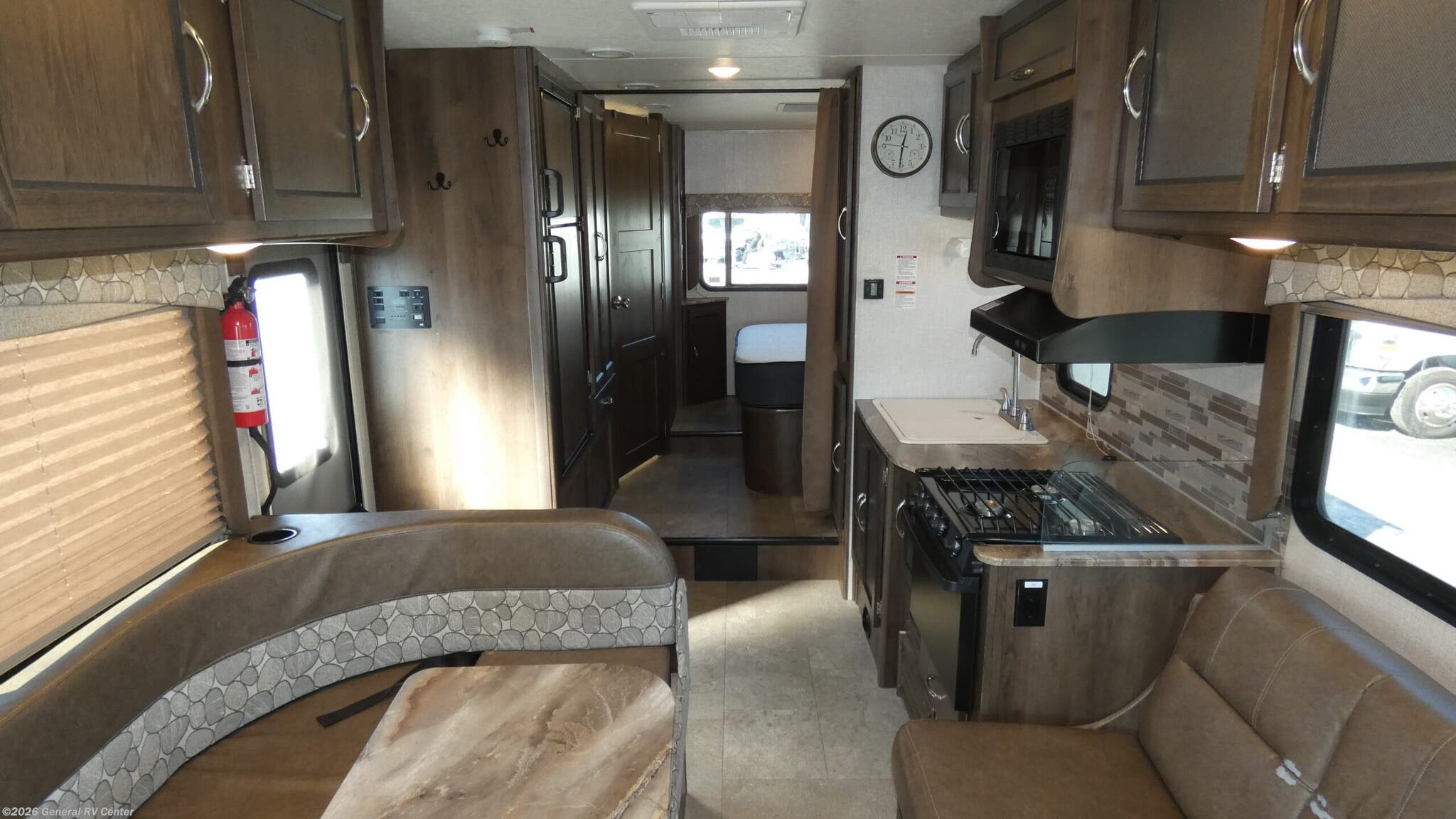 2020 Coachmen Freelander 26RS Ford - Used Class C For Sale by General RV Center in Elizabethtown, Pennsylvania