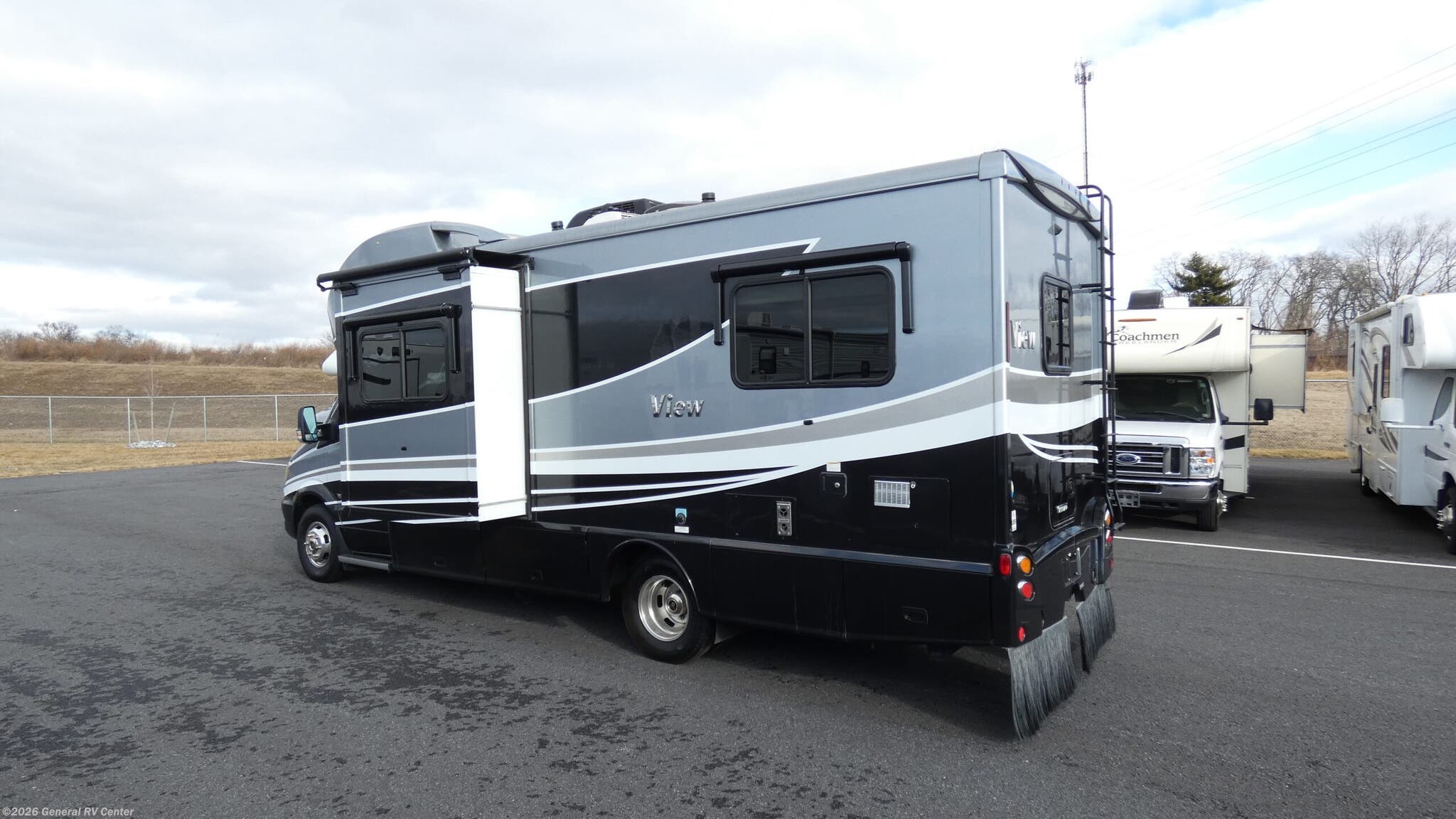 2018 View 24V by Winnebago from General RV Center in Elizabethtown, Pennsylvania