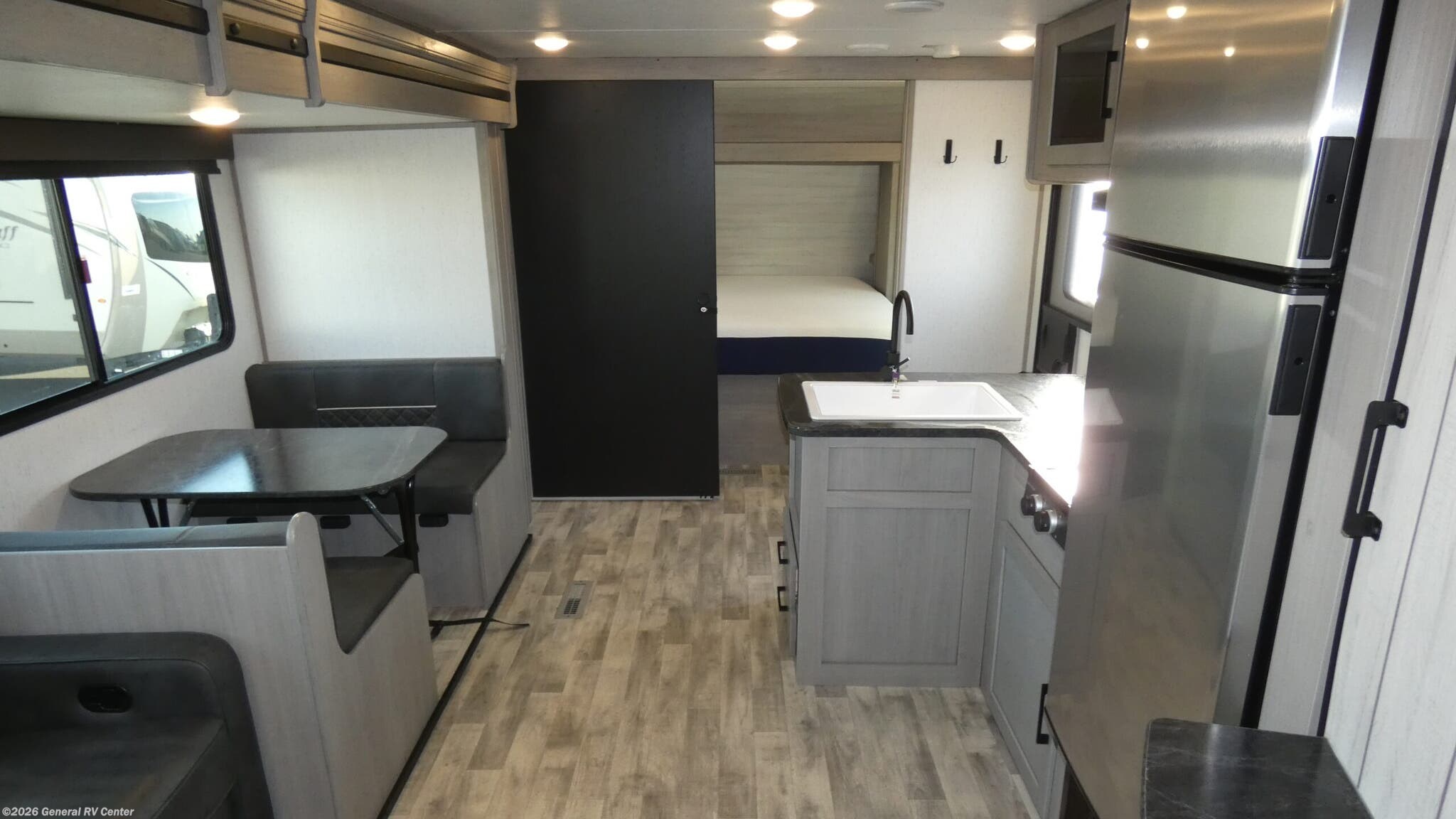 Used 2022 Dutchmen Kodiak 27SBH available in Elizabethtown, Pennsylvania