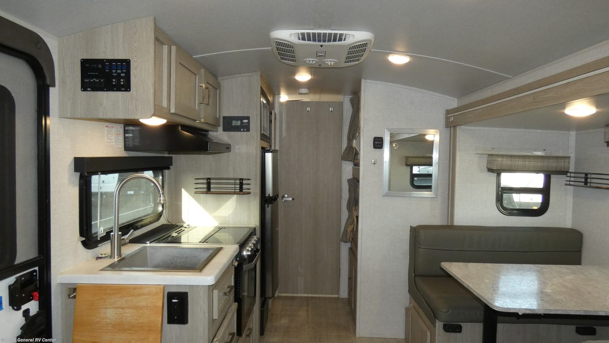 2021 Forest River Flagstaff E Pro E20BHS - Used Travel Trailer For Sale by General RV Center in Elizabethtown, Pennsylvania