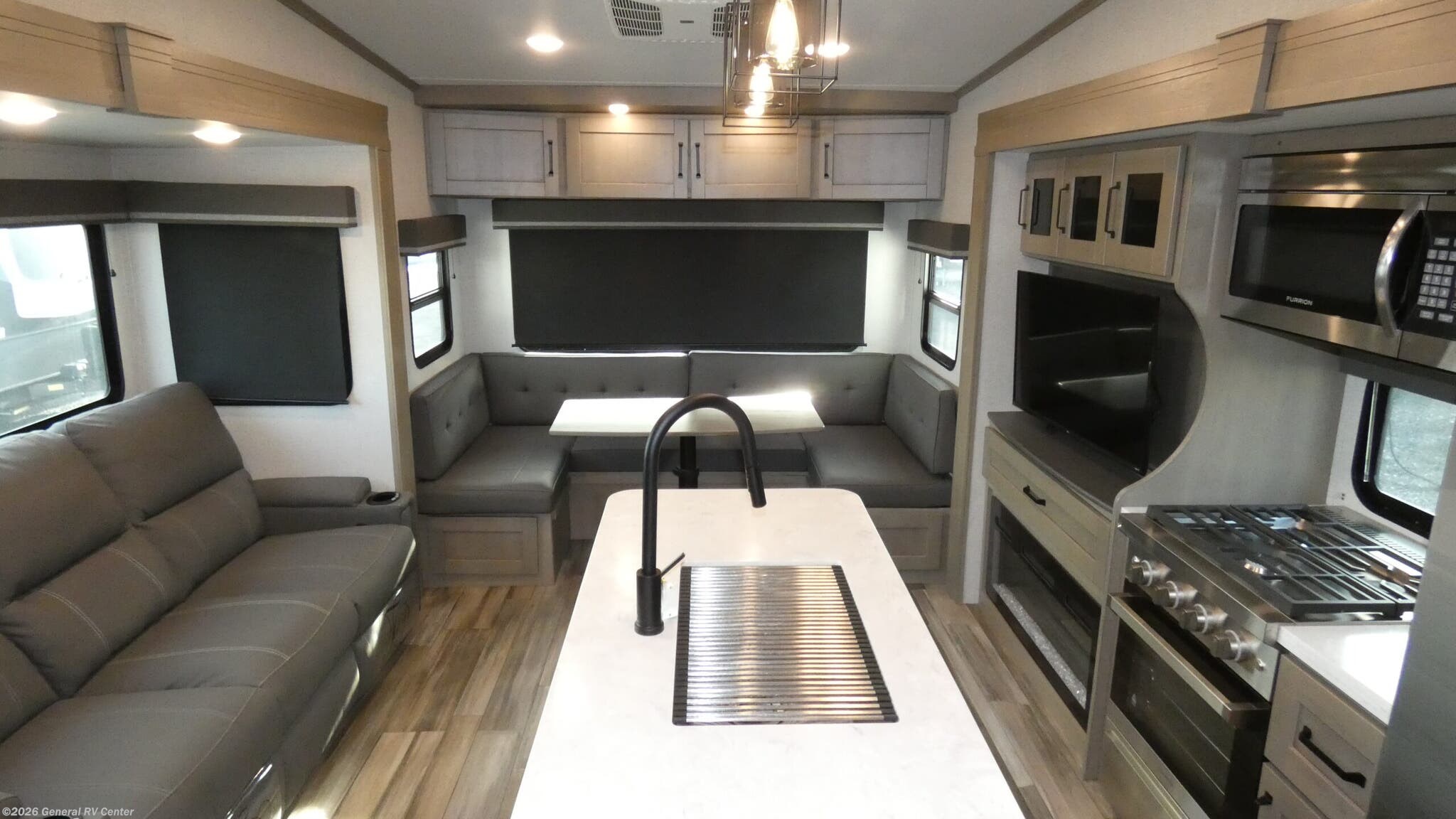 2024 Grand Design Reflection 324MBS - Used Fifth Wheel For Sale by General RV Center in Elizabethtown, Pennsylvania