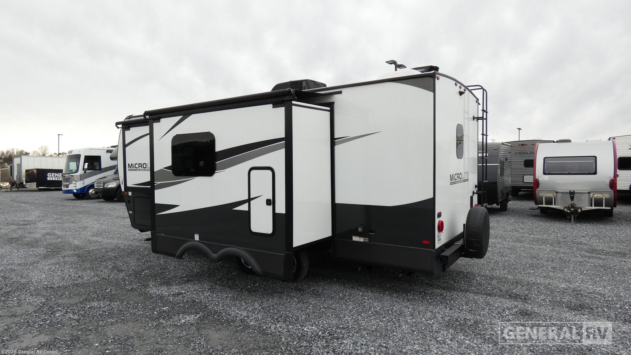 2024 Flagstaff Micro Lite 25FBLS by Forest River from General RV Center in Elizabethtown, Pennsylvania