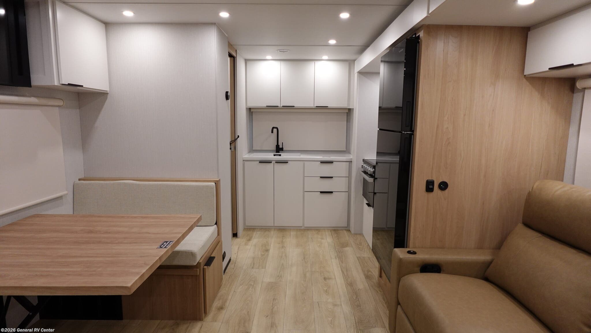 2026 Winnebago Thrive 22MLS - New Travel Trailer For Sale by General RV Center in Elizabethtown, Pennsylvania