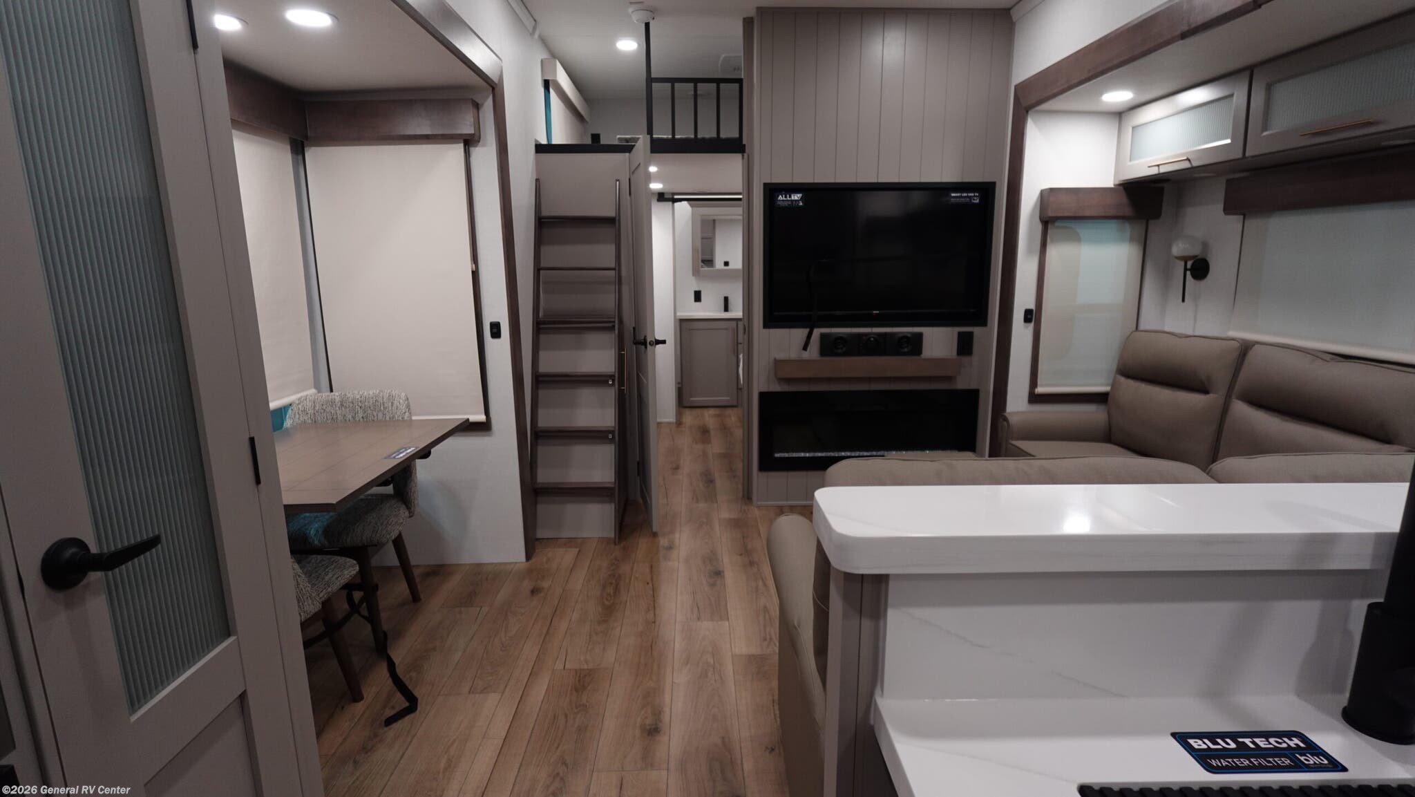 2026 Alliance RV Paradigm 395DS - New Fifth Wheel For Sale by General RV Center in Elizabethtown, Pennsylvania