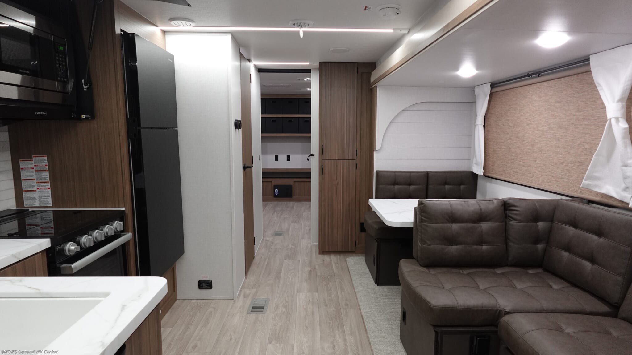 2026 Forest River Salem 31KQBTS - New Travel Trailer For Sale by General RV Center in Elizabethtown, Pennsylvania