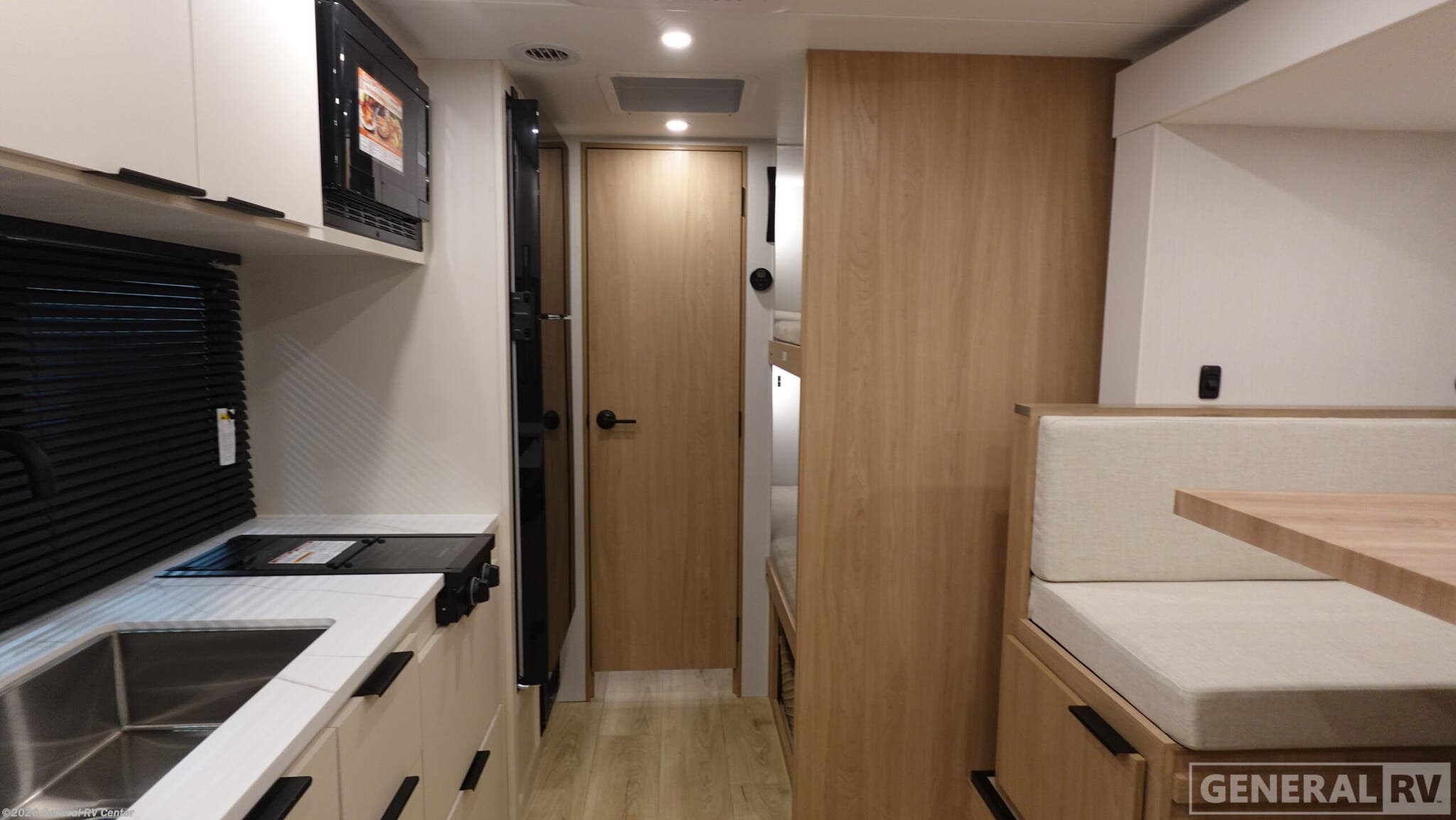 2026 Winnebago Micro Minnie 2100BH - New Travel Trailer For Sale by General RV Center in Elizabethtown, Pennsylvania