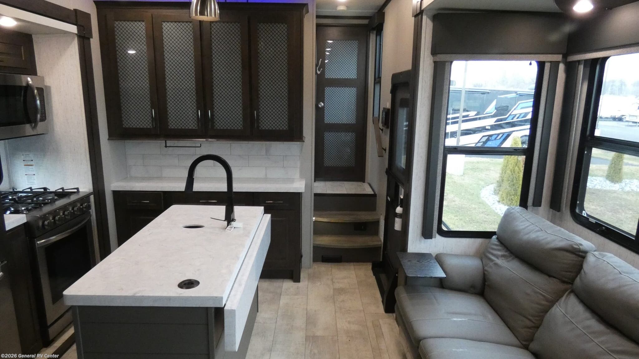 Used 2020 Grand Design Momentum 351MS available in Elizabethtown, Pennsylvania