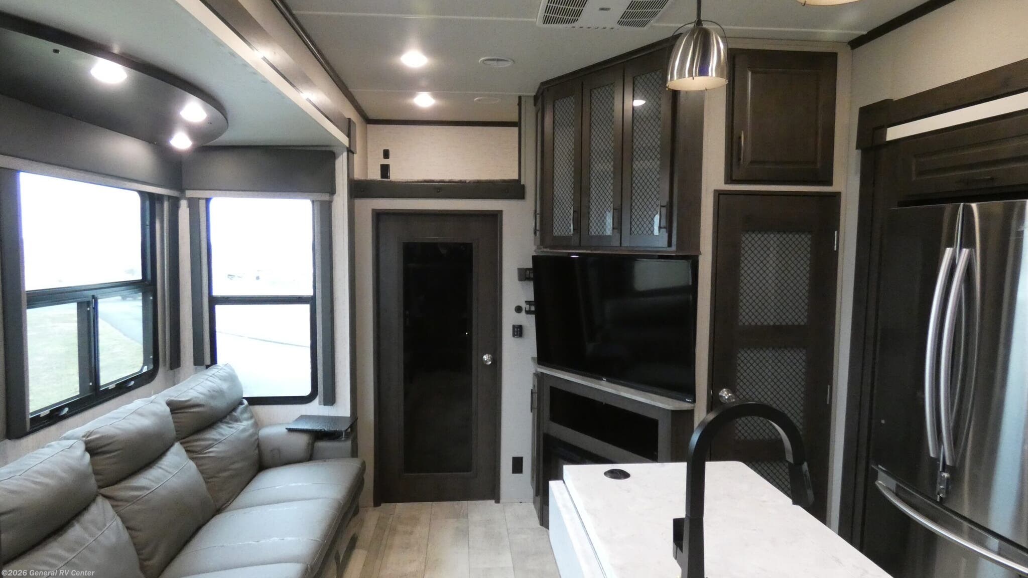 2020 Grand Design Momentum 351MS - Used Fifth Wheel For Sale by General RV Center in Elizabethtown, Pennsylvania