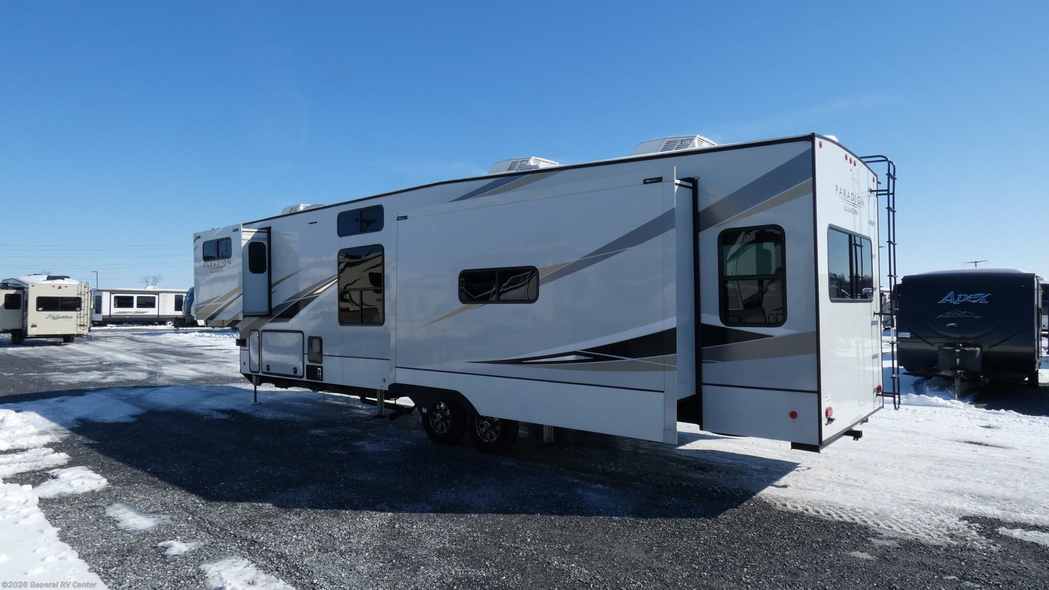 2022 Paradigm 390MP by Alliance RV from General RV Center in Elizabethtown, Pennsylvania