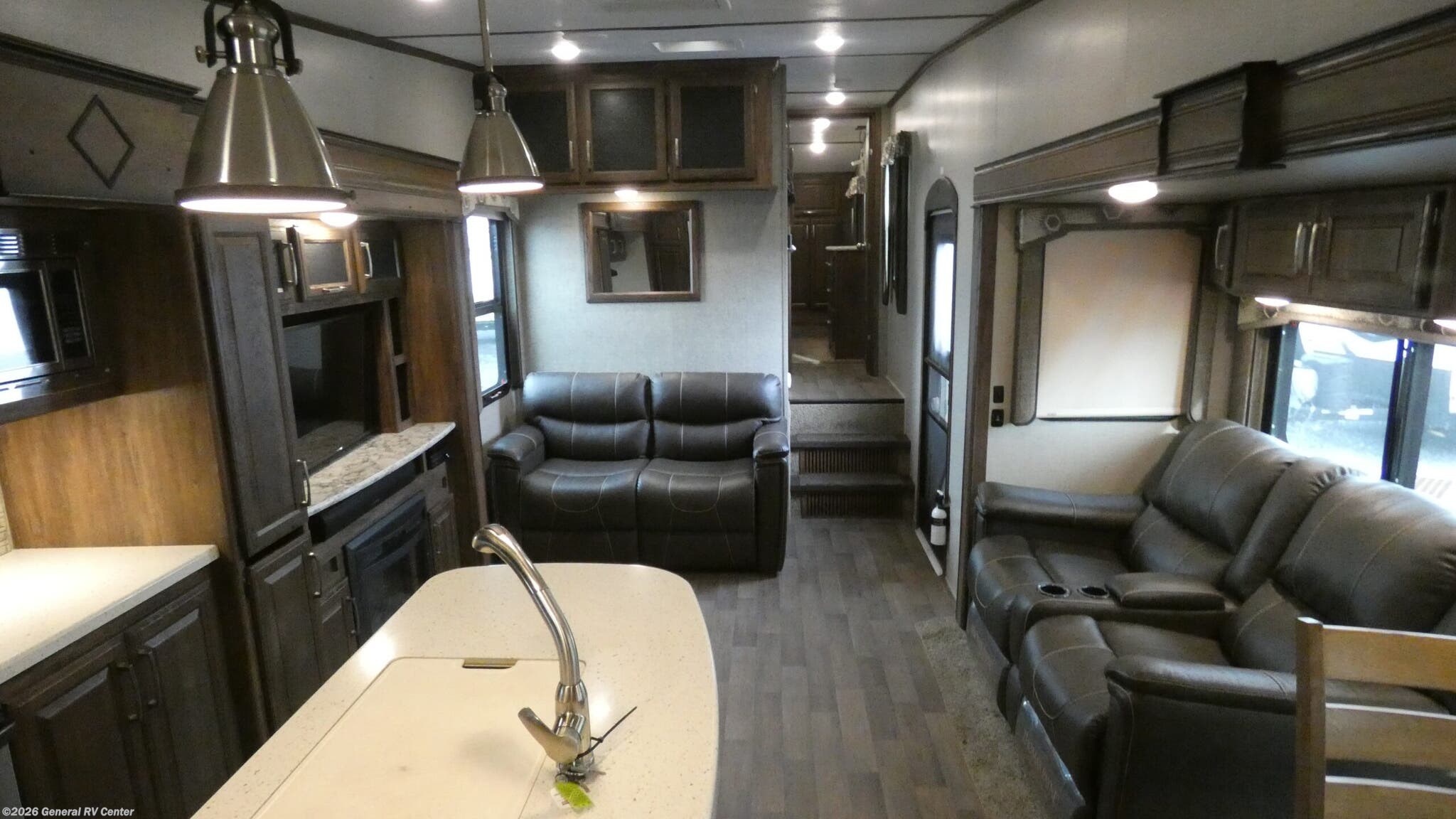 Used 2018 Keystone Cougar 341RKI available in Elizabethtown, Pennsylvania