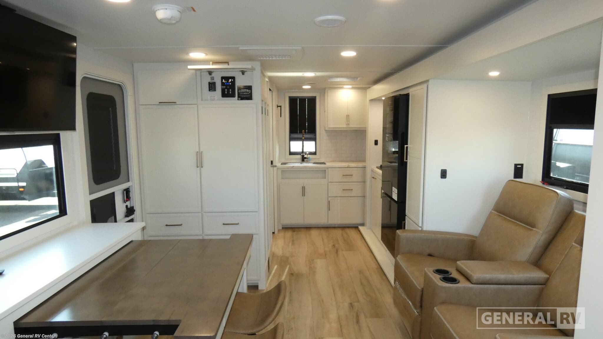 2026 Brinkley RV Model Ix 23X - New Travel Trailer For Sale by General RV Center in Elizabethtown, Pennsylvania