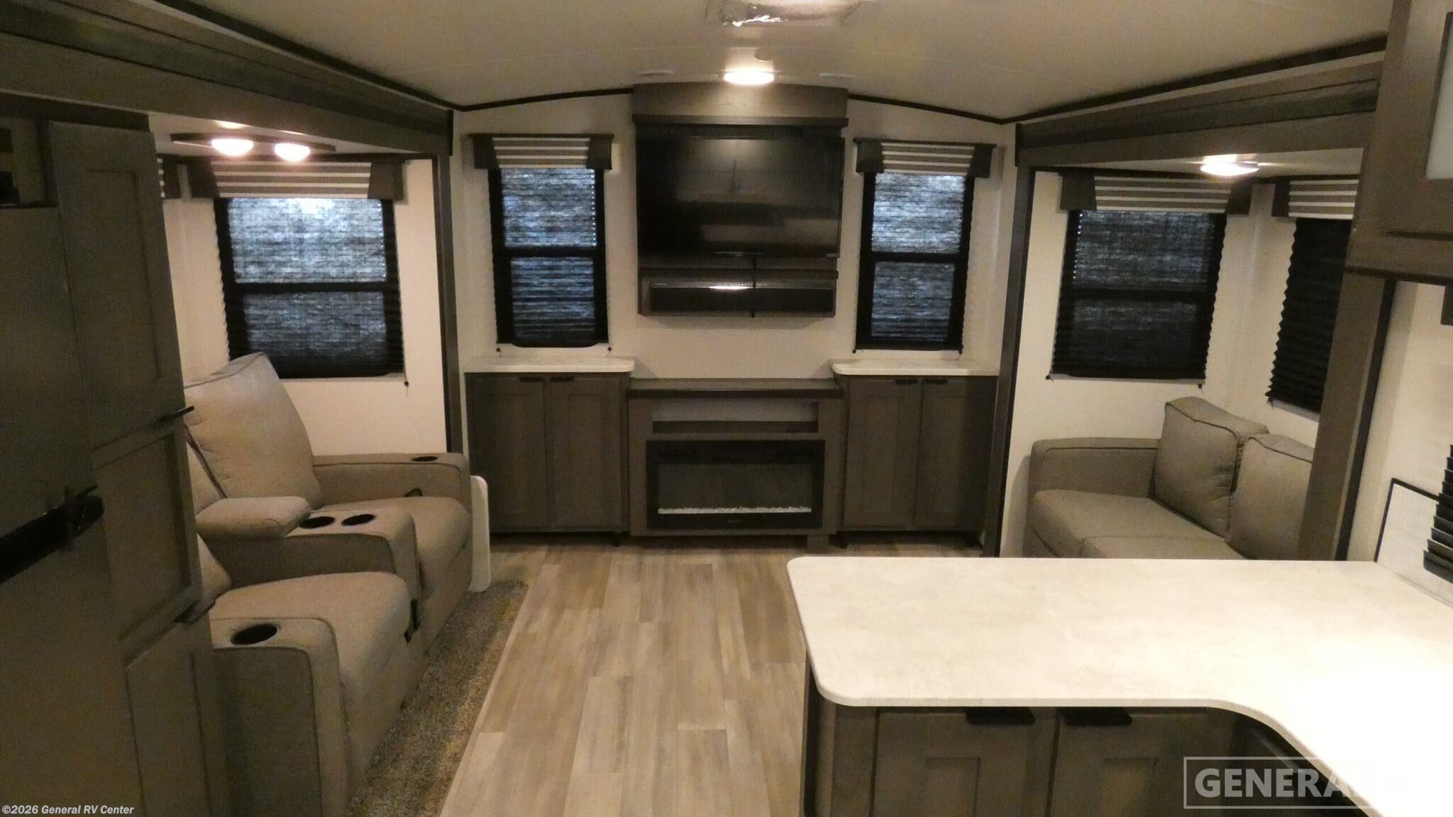 2022 Cruiser RV MPG 2780RE - Used Travel Trailer For Sale by General RV Center in Elizabethtown, Pennsylvania
