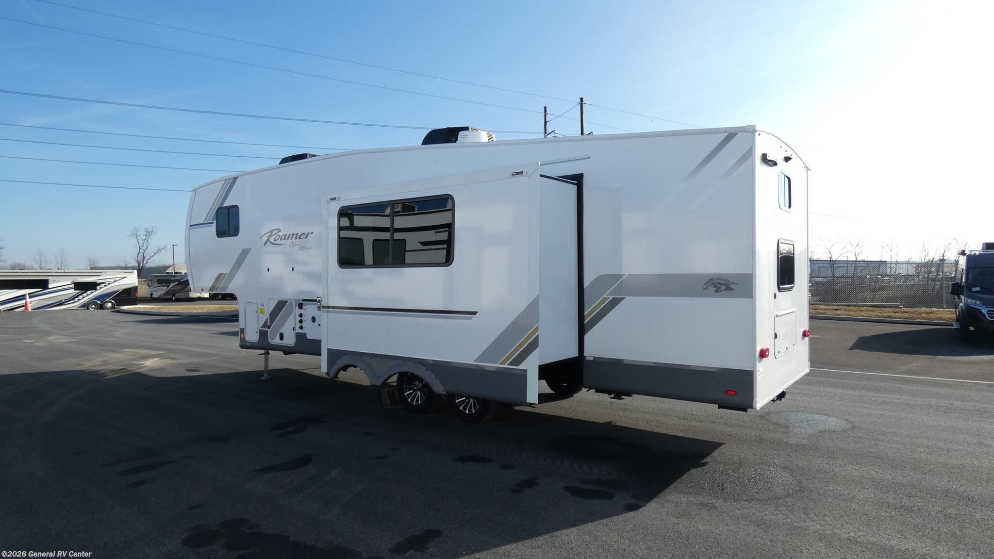 2026 ROAMER LIGHT DUTY 28DBSS by Highland Ridge from General RV Center in Elizabethtown, Pennsylvania