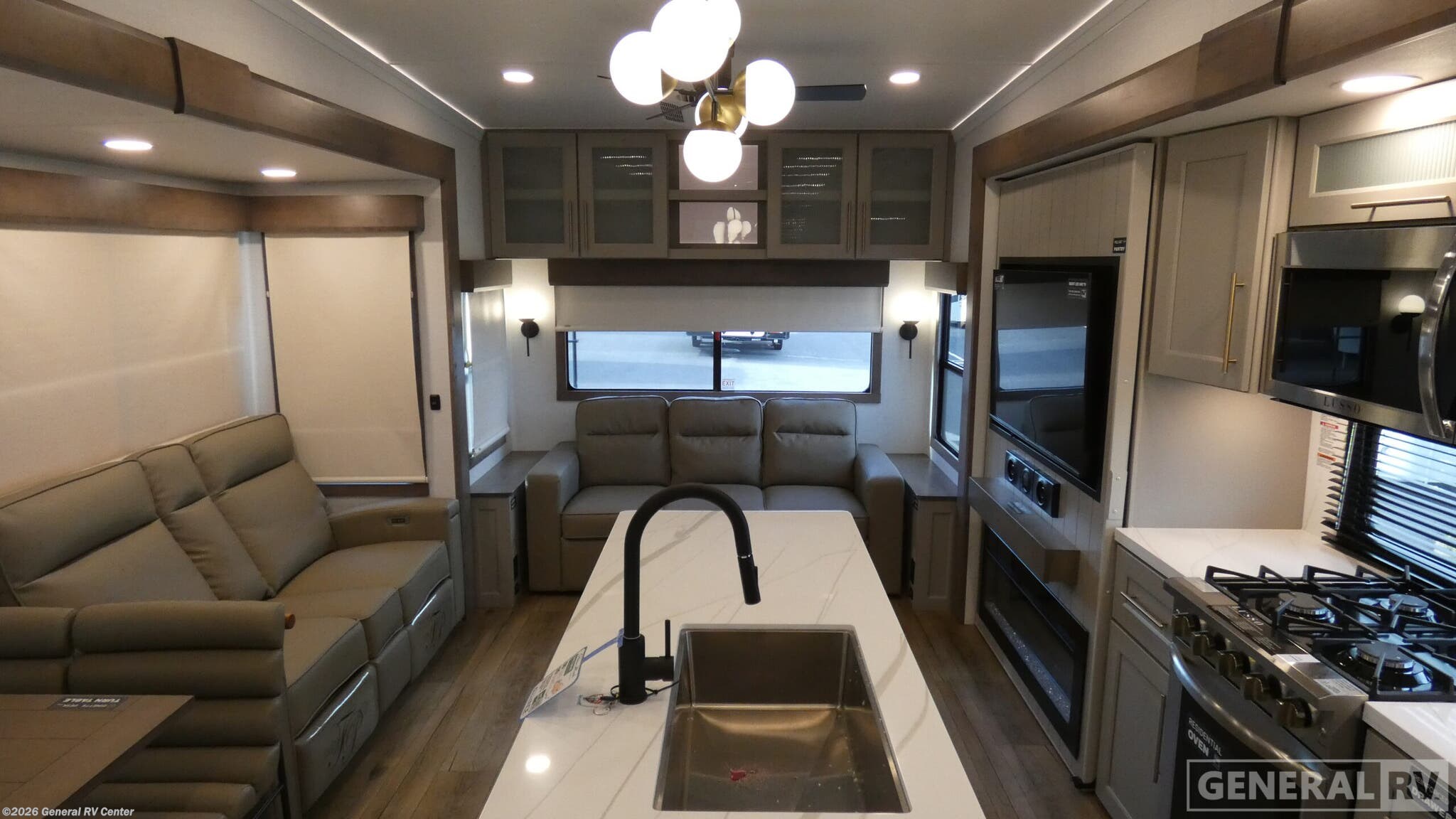 2026 Alliance RV Paradigm 340RL - New Fifth Wheel For Sale by General RV Center in Elizabethtown, Pennsylvania