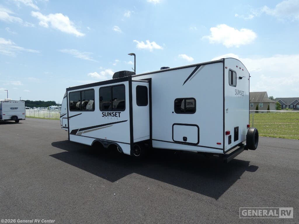 2022 SUNSET TRAIL 272BH by Keystone from General RV Center in Elizabethtown, Pennsylvania