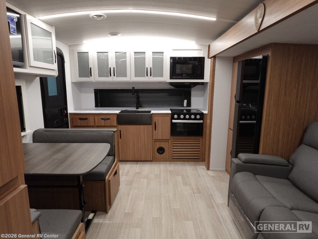 2025 Keystone Passport 2450RK - New Travel Trailer For Sale by General RV Center in Elizabethtown, Pennsylvania