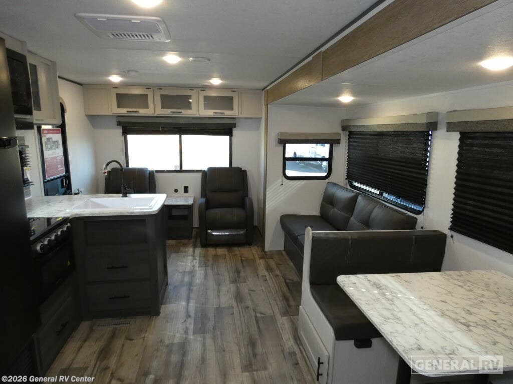2025 Dutchmen Aspen Trail LE 26RL - New Travel Trailer For Sale by General RV Center in Elizabethtown, Pennsylvania